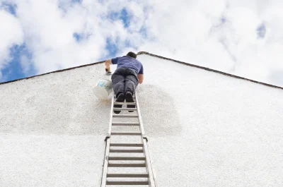 Peinture extérieure à Cornillé-les-Caves — façades et ravalement